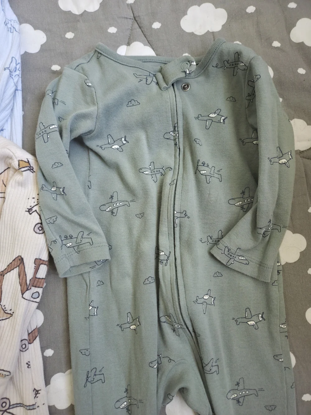 Carter's Ribbed Zip Footed One-Piece Sleepers Baby Boy Size 9M